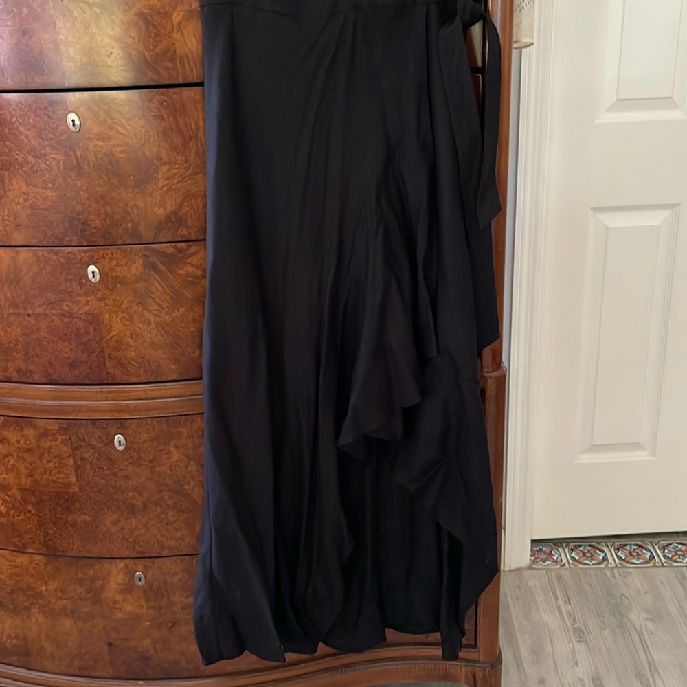 White House Black Market skirt